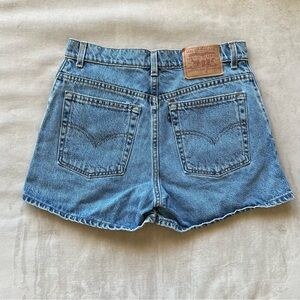 Vintage indie boho mom button up Levi shorts